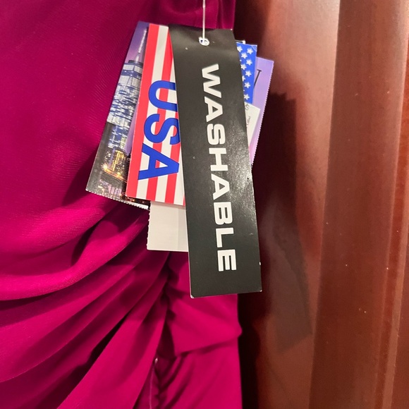 Nightway Womens Magenta Stretch Ruched One Shoulder Bodycon Dress Size 22W - Picture 3 of 6